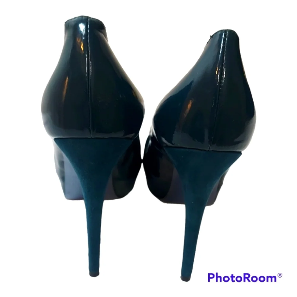 Alessandro Oteri Teal Patent and Suede Heels, size 8